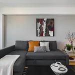 Whome Panoramic View With Elevator, Ac, Garage Perfect For Families & Business Travellers