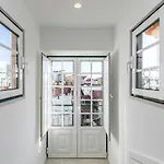 Poiais De Sao Bento By Spoton Apartments