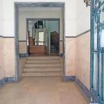 Cozy Avenida Guesthouse