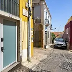 Whome Central 1-Bedroom Loft Perfect To Explore Lisbon