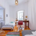 Spacious, Bright&Sunny Apartment, By TimeCooler