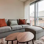 Upscale Riverside Property By Lovelystay
