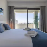 Oasis 28 III By Innkeeper