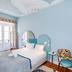 Lr Guest House