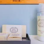 Lr Guest House