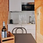 Friendly Border City Design Apartments