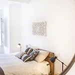 Lovelystay - Cais Apartment River View