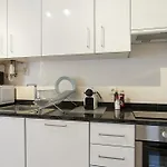 Joivy Graca Deluxe Apartments