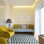 Joivy Graca Deluxe Apartments