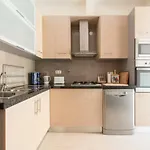 Photographer\'S House In Graca