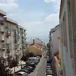 Calçada dos barbadinhos, n. 237, 2º esq.