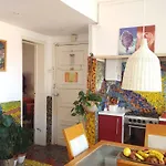 Calçada dos barbadinhos, n. 237, 2º esq.