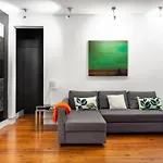Joivy Bold And Colourful 1-Bed Flat At The Heart Of Chiado, Nearby Carmo Convent