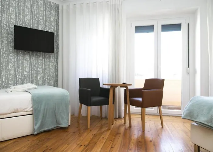 Cozy Avenida Guesthouse
