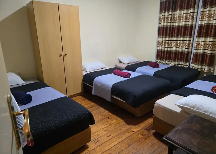 Lisbangla Guest House