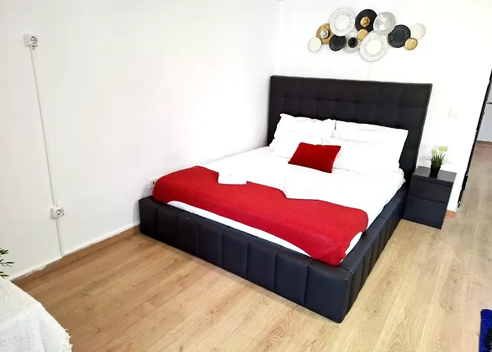 Helle Und Gemuetliche Wohnung Im Zentrum