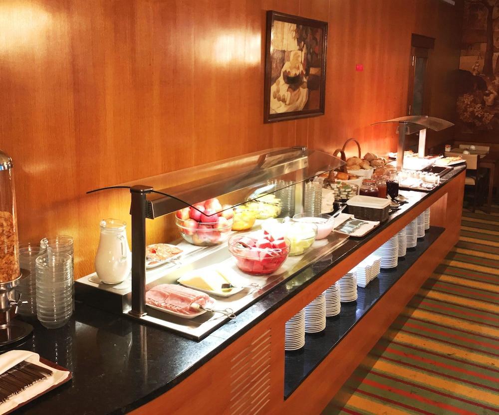 Hotel Miraparque 3*