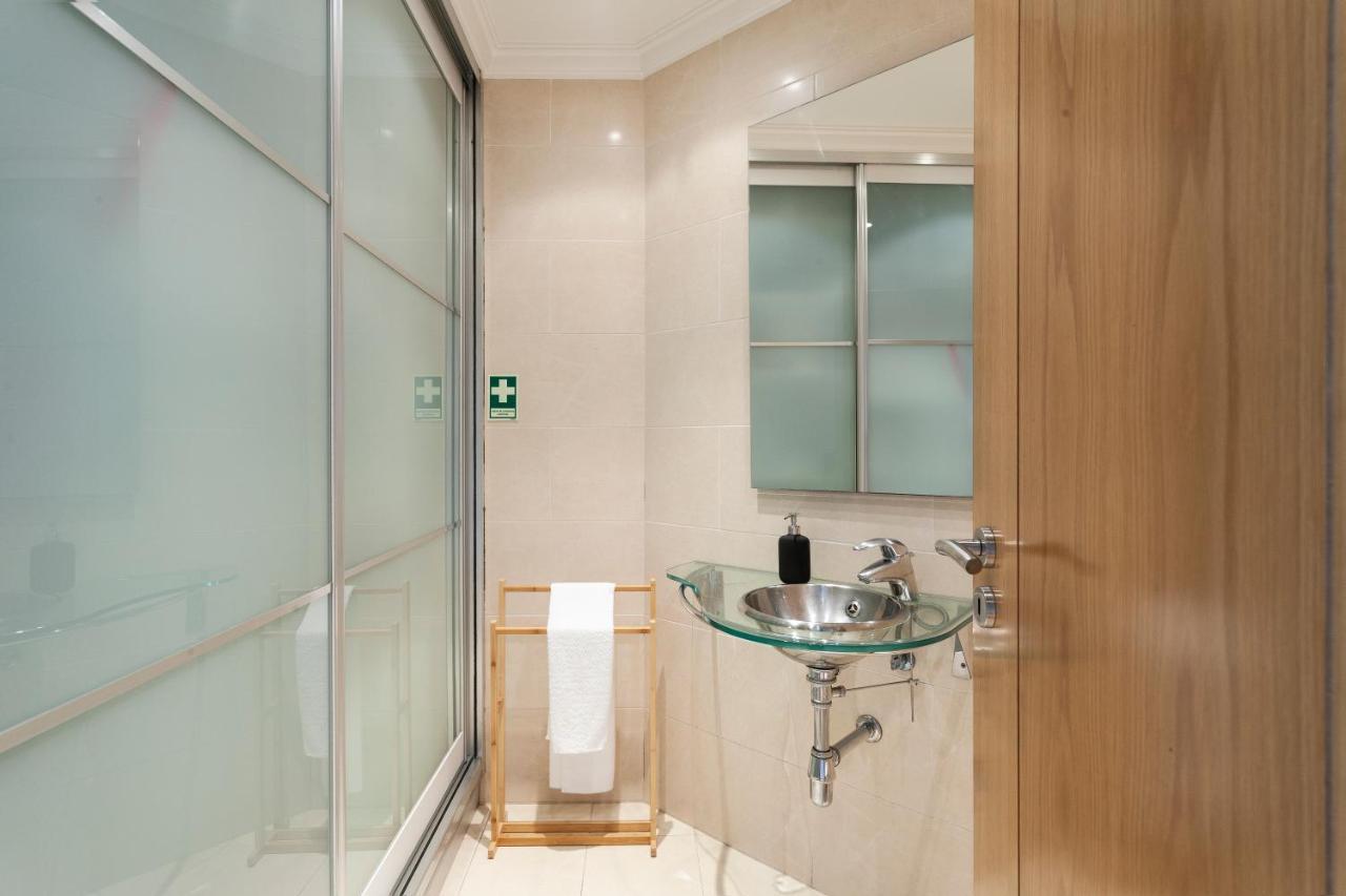 Orient - Modern, Spacious And Sunny! By The River! Apartamento