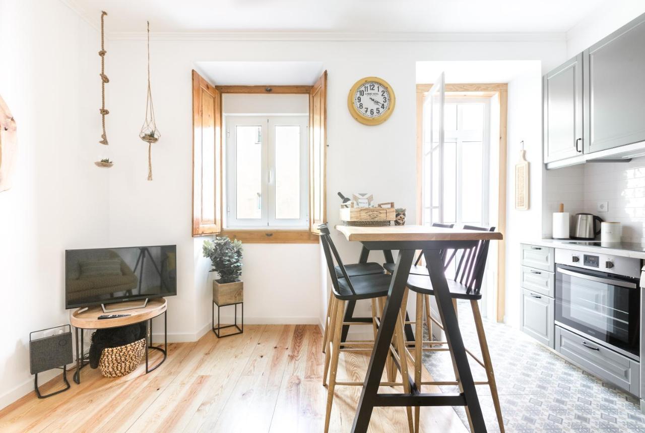 Apartamento Feel In Stunning Renovated Nest In Graça Lisboa