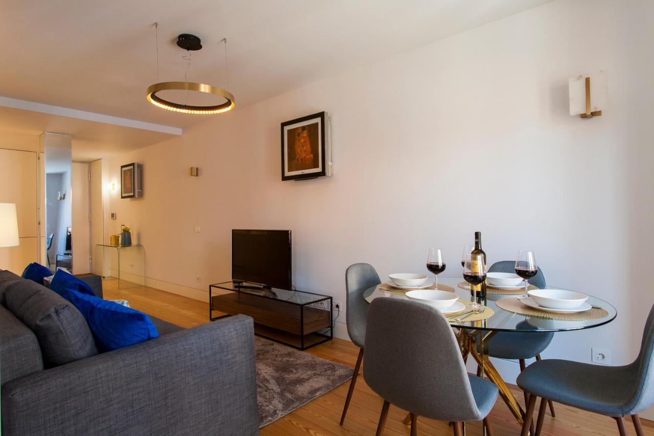 Crucifixo Downtown Terrance & Deluxe Apartamento