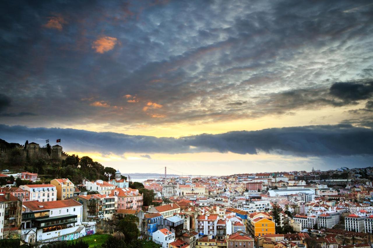 Apartment Your At Alfama's Heart Lisbon