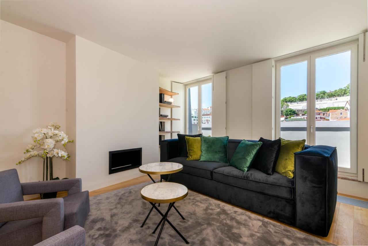 Liberdade 12 By The Good Neighbour In
