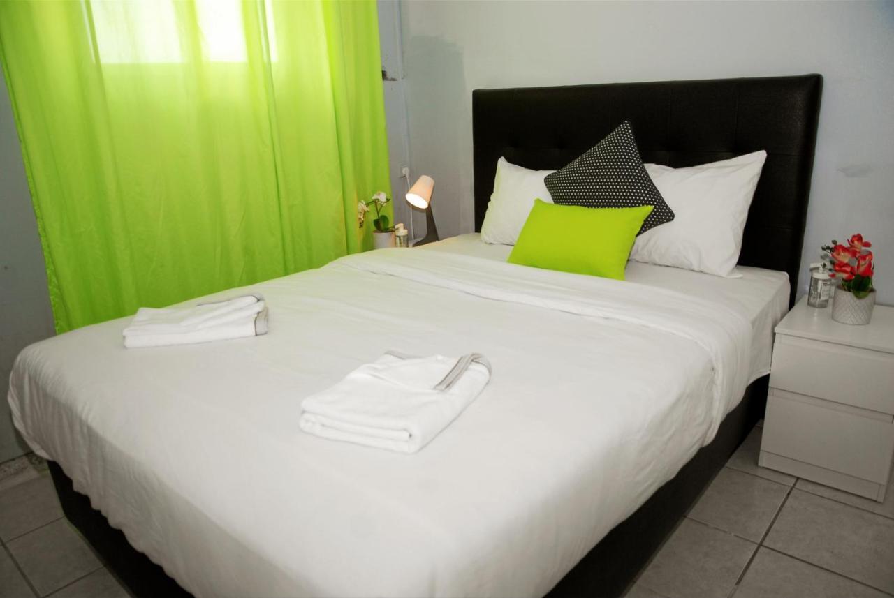 Do Castelo Hostal