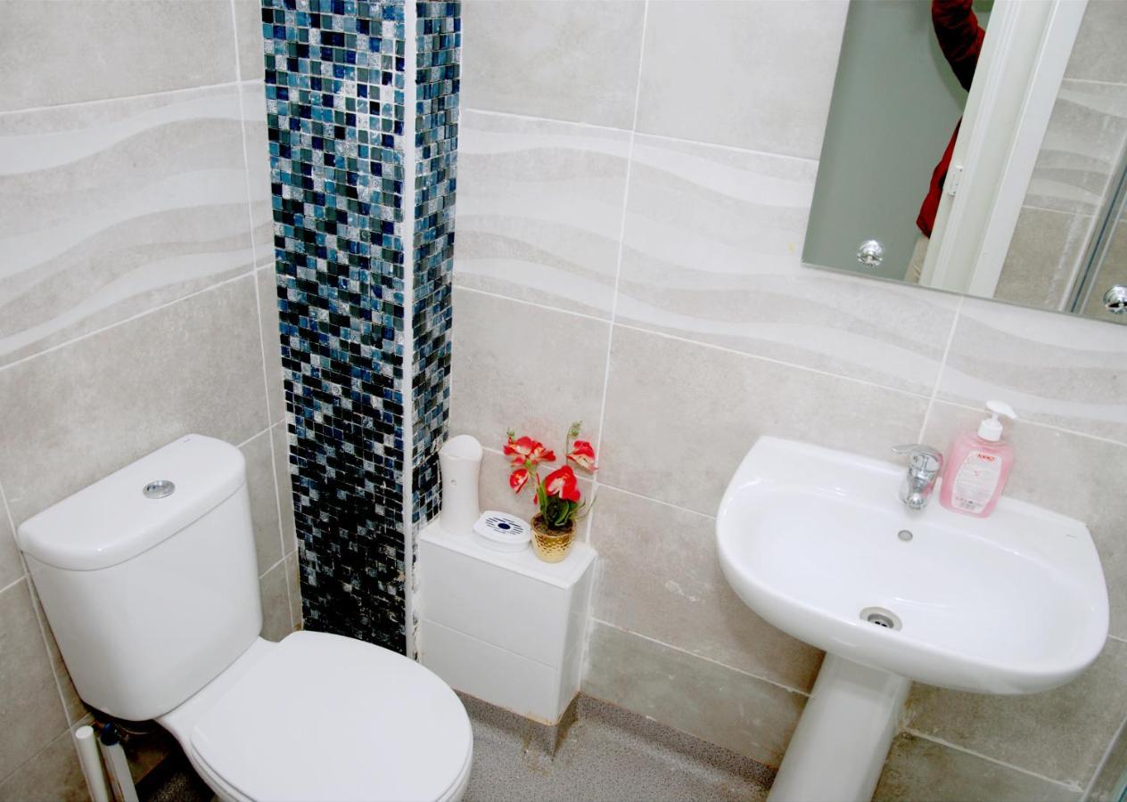 Do Castelo Hostal *
