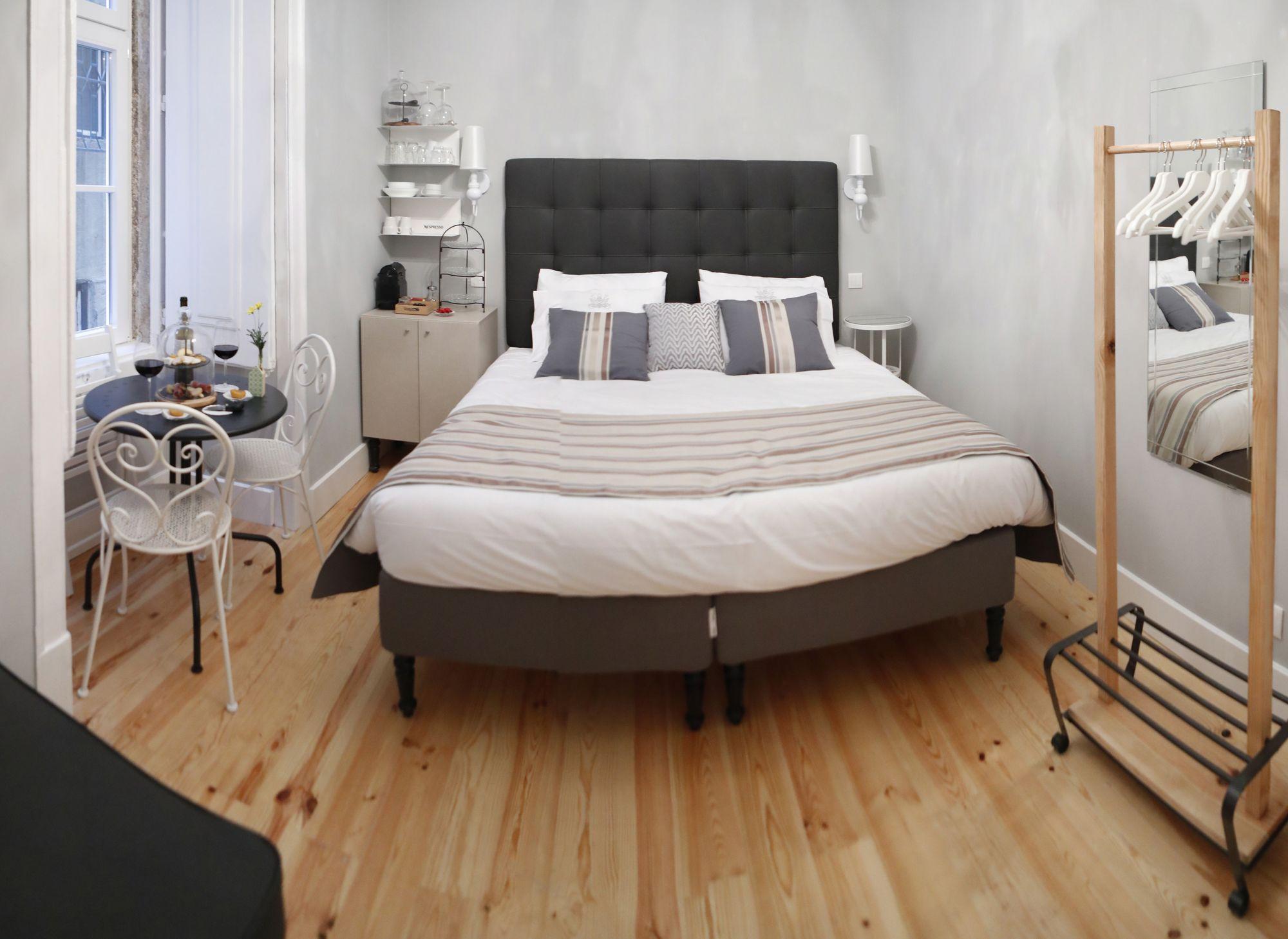 B In B Downtown Bed and breakfast