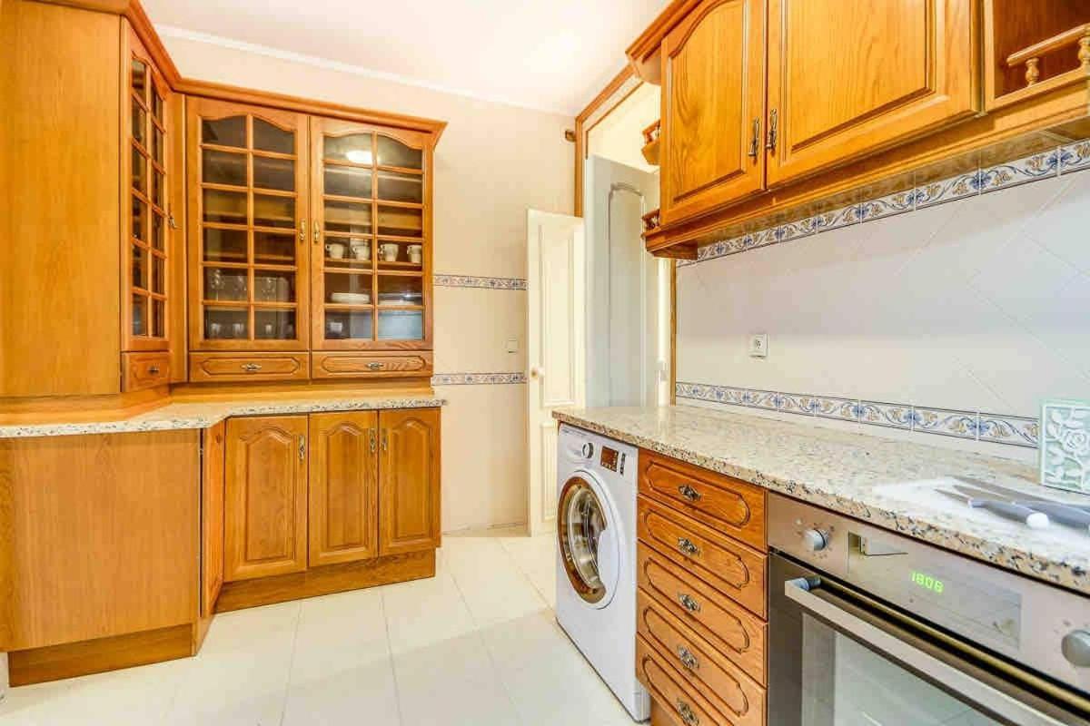 Spacious Alameda Quarto em Acomodações Particulares