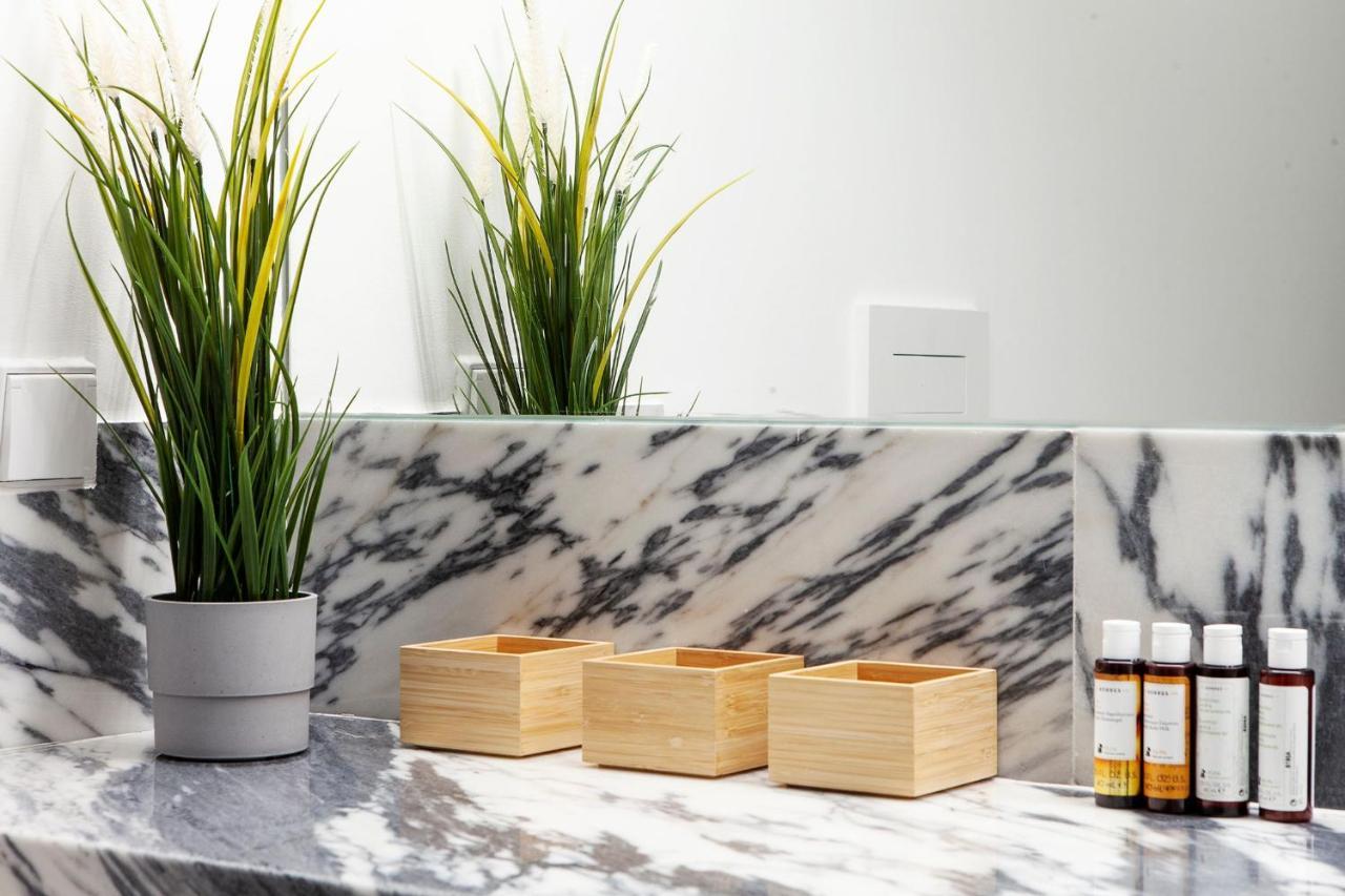 Santos Design Flat By Lovelystay