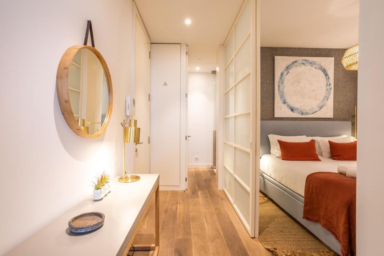 Chic Tailor Made Flat In Chiado Apartamento Lisboa