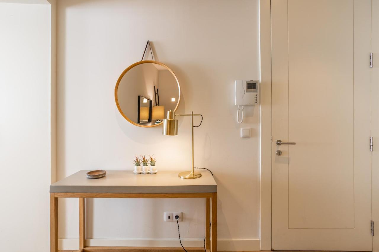 Chic Tailor Made Flat In Chiado *