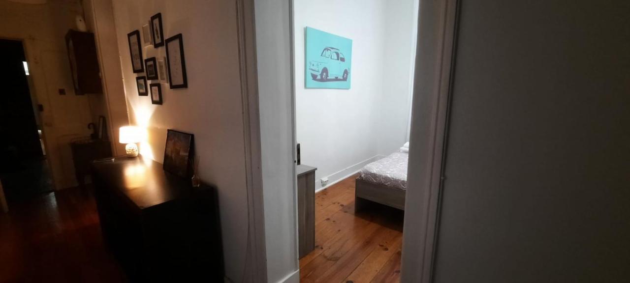 Sunny Terrace Apt, Close To Downtown! 2 Bedroom Flat Apartamento