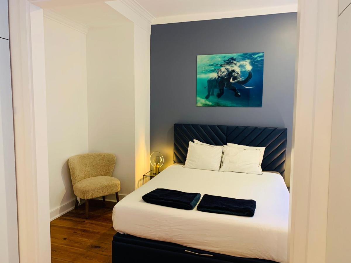 Apartamento Spacious 1 Bedroom With A Parking Spot In Chiado Lisboa