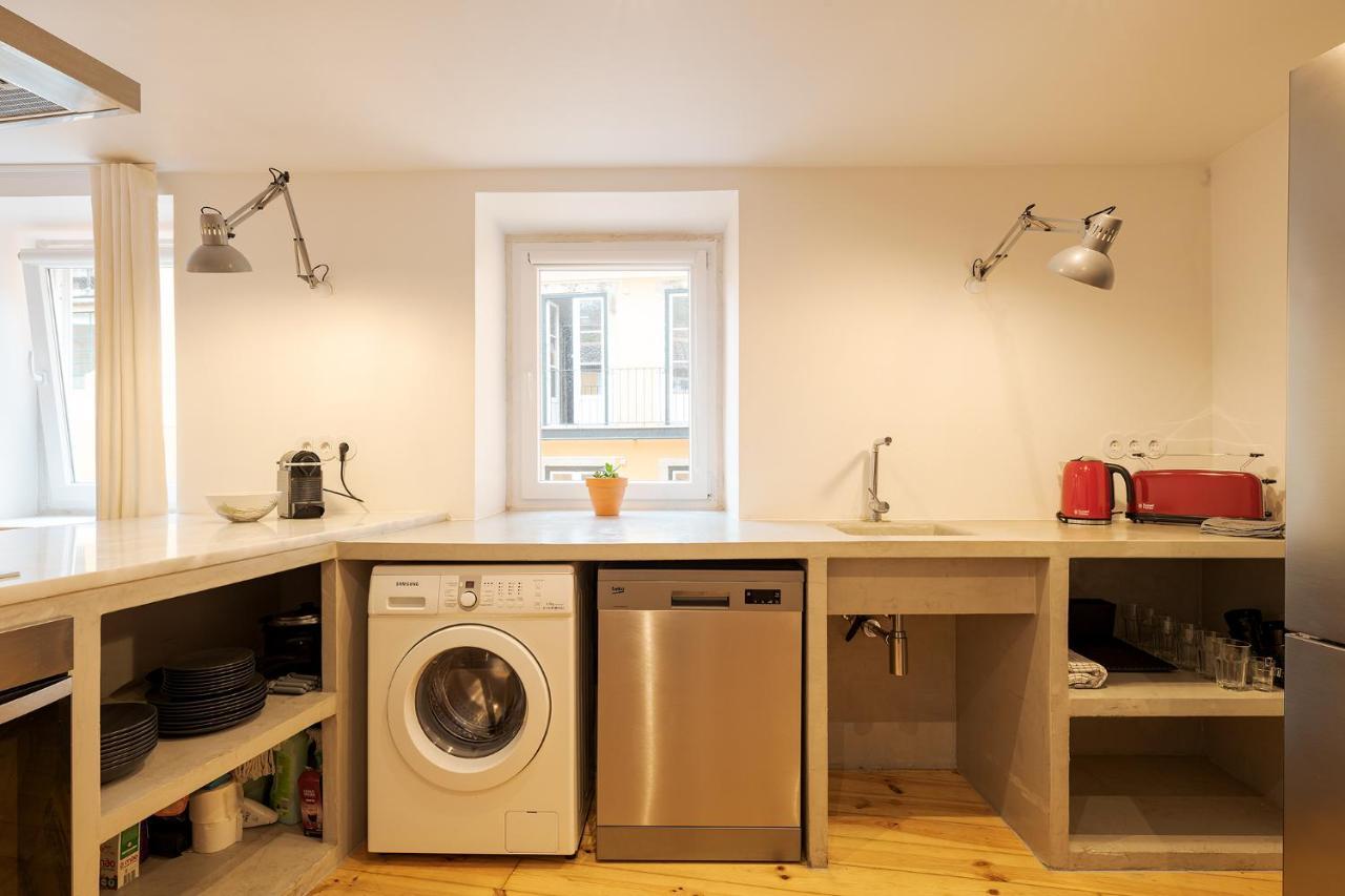 The Yellow House - Duplex With Local Charm