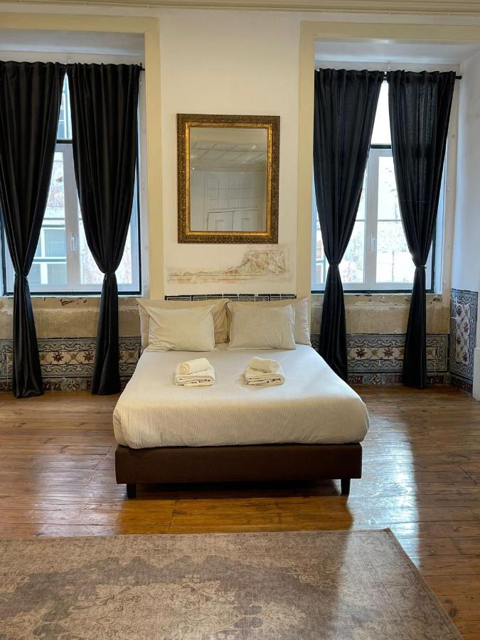 Azulejos Cais Sodré 3*