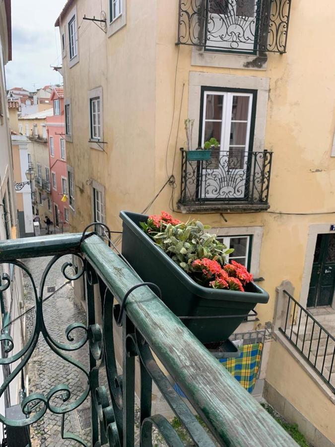 Alfama Vintage 1 Guests - Alfama Vintage 2 Five Guests - Alfama Vintage 3 Three Guests Lisboa