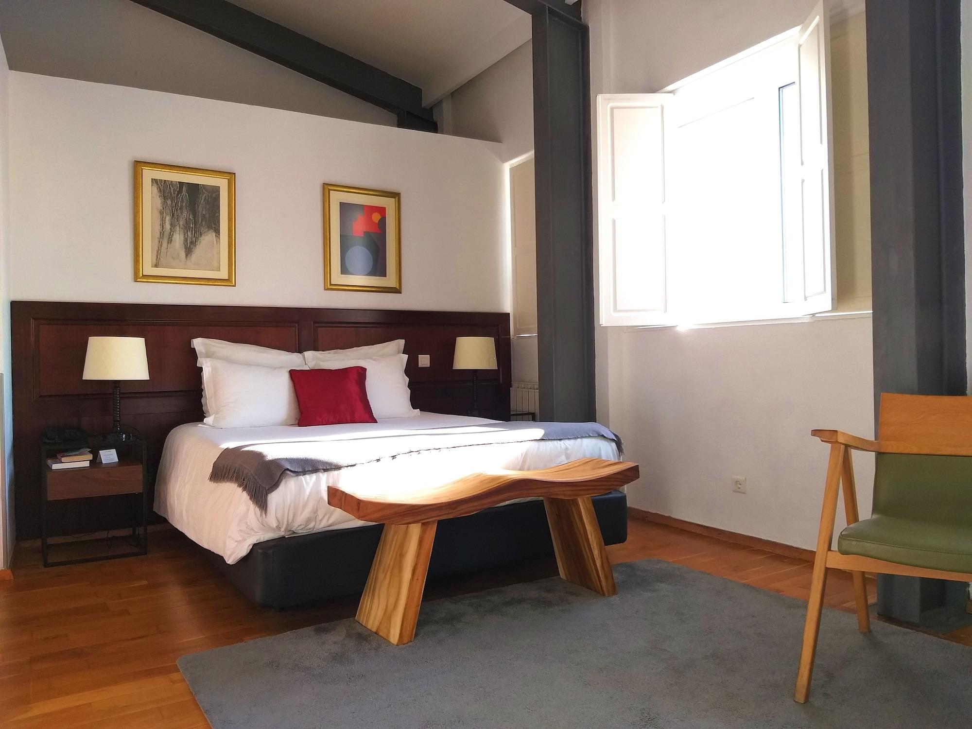 Solar Dos Mouros Hotel 4*