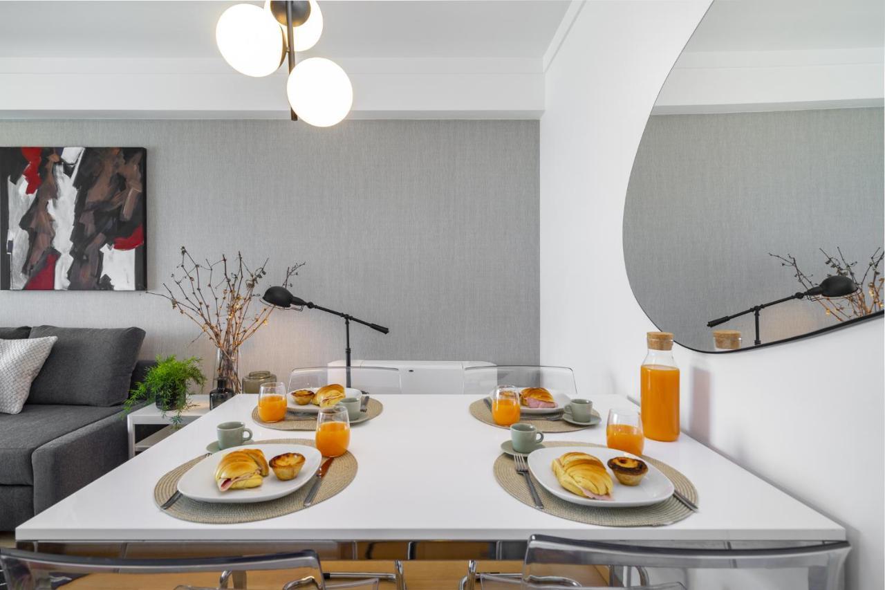 Whome Panoramic View With Elevator, Ac, Garage Perfect For Families & Business Travellers *