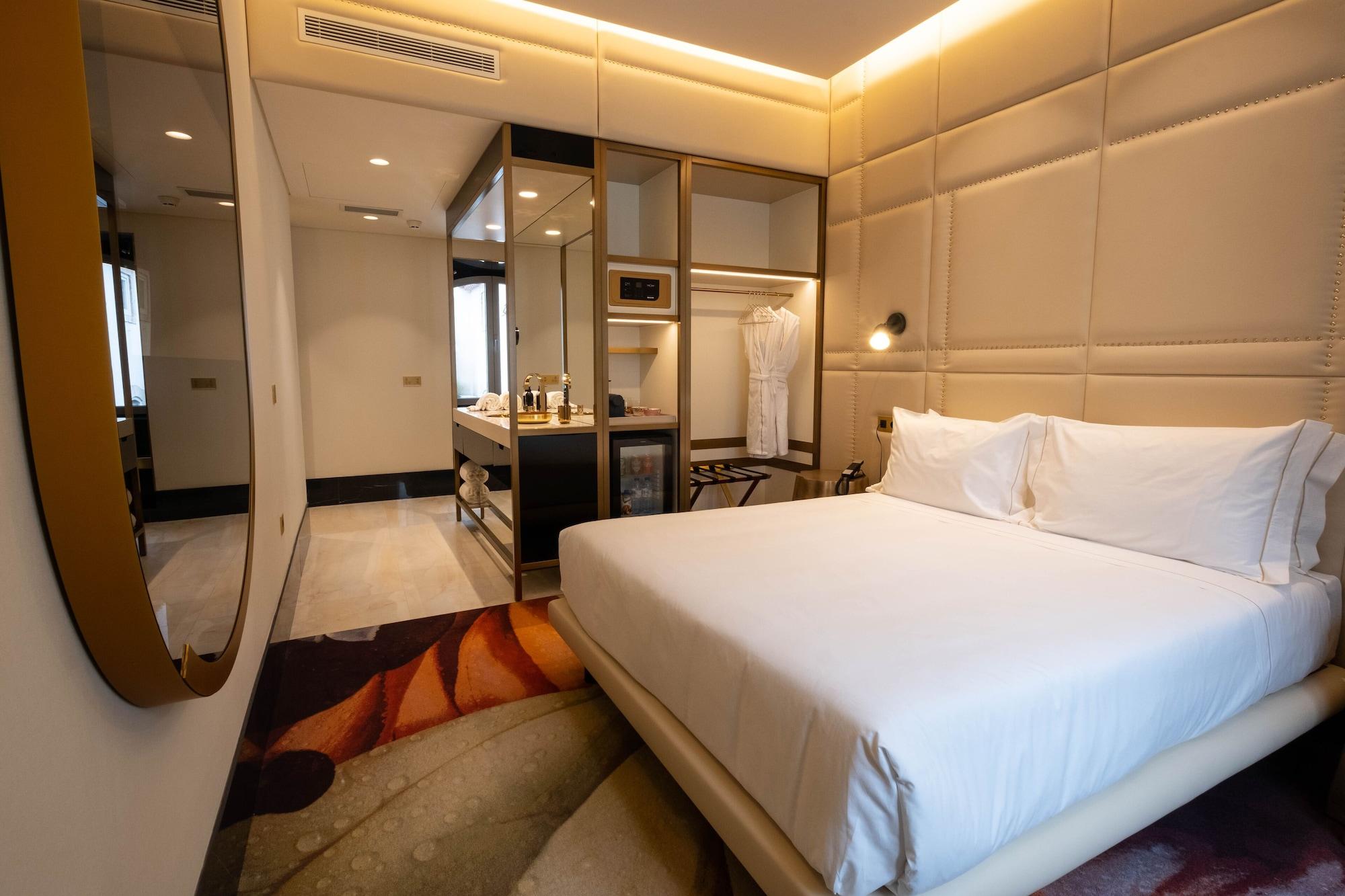 Hotel Madalena By The Beautique 4*
