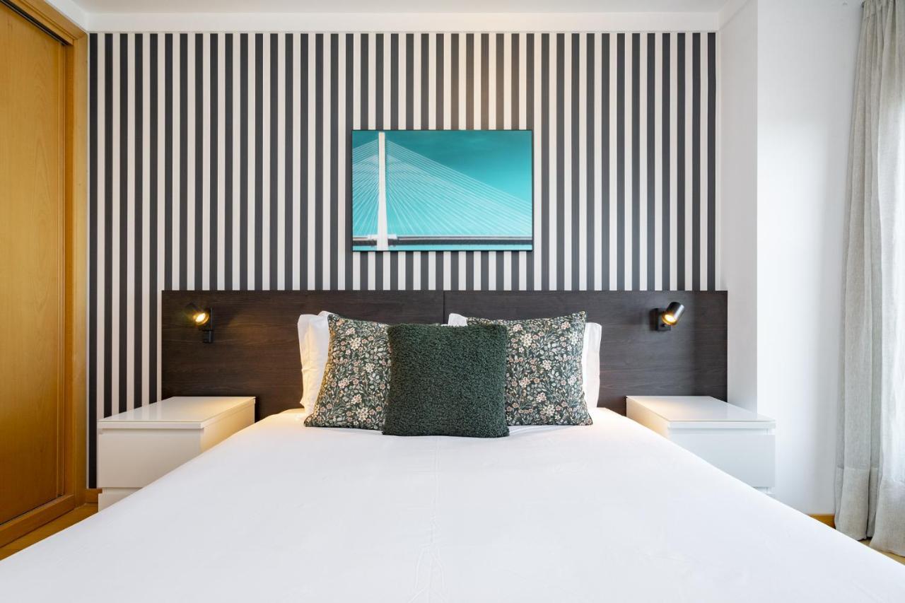 Whome Panoramic View With Elevator, Ac, Garage Perfect For Families & Business Travellers