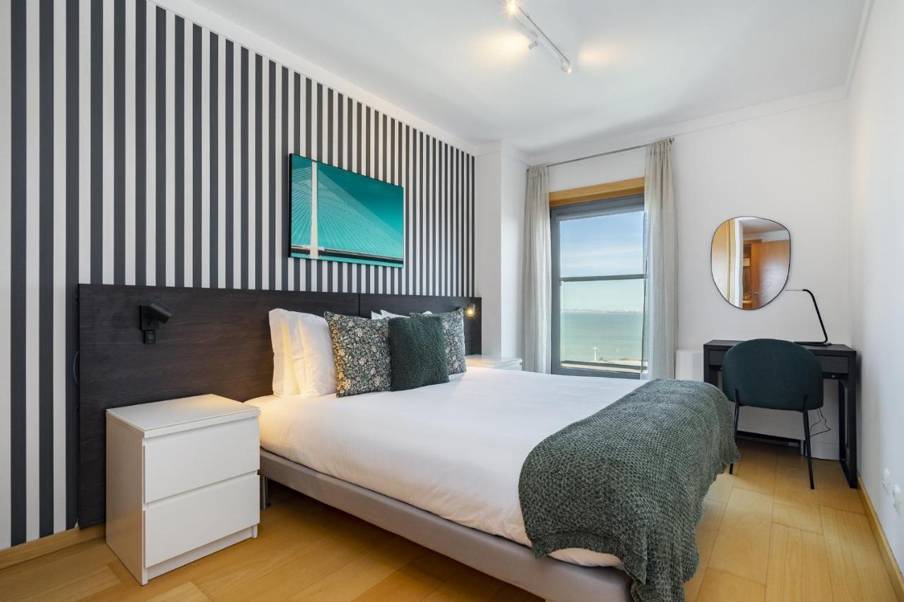 Whome Panoramic View With Elevator, Ac, Garage Perfect For Families & Business Travellers Apartamento Lisboa