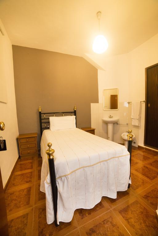 Pensión Residencial Valentina