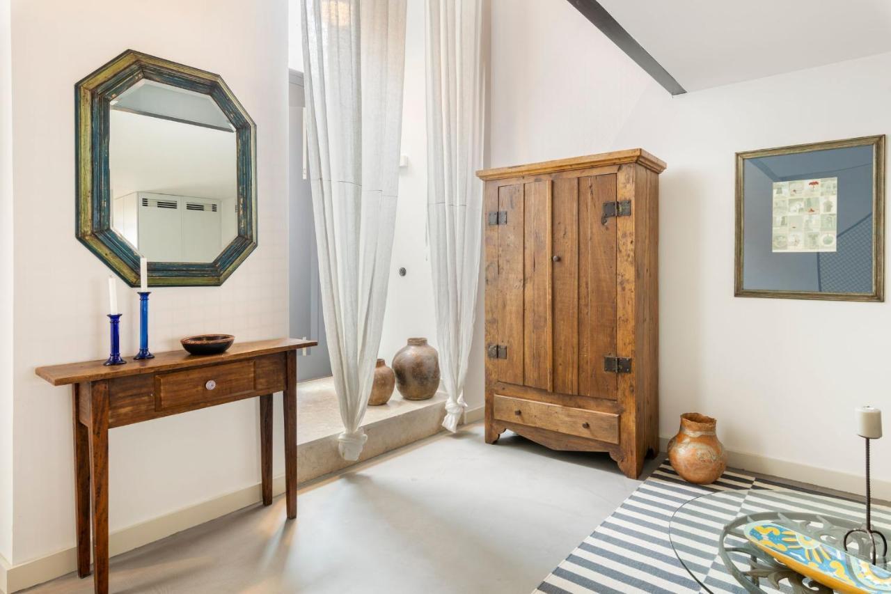 Apartment Majestic W/ Patio By Lovelystay *
