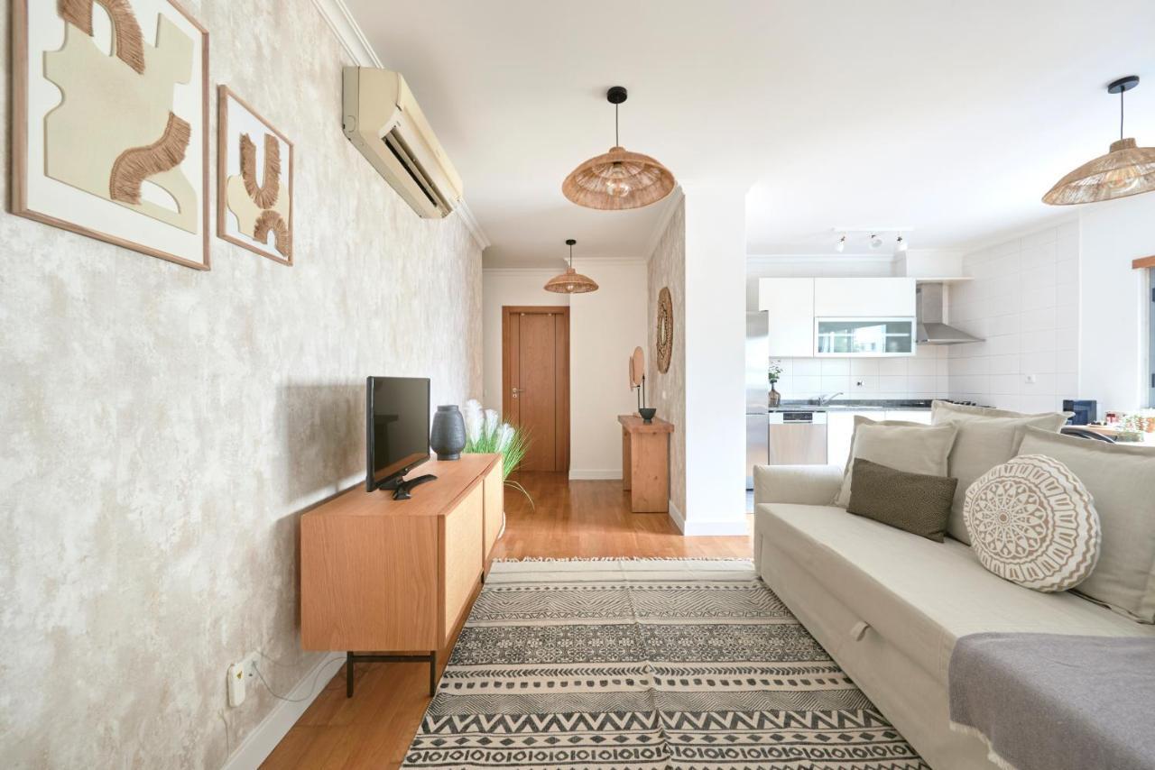 With Private Terrace & Car Garage Apartamento Lisboa