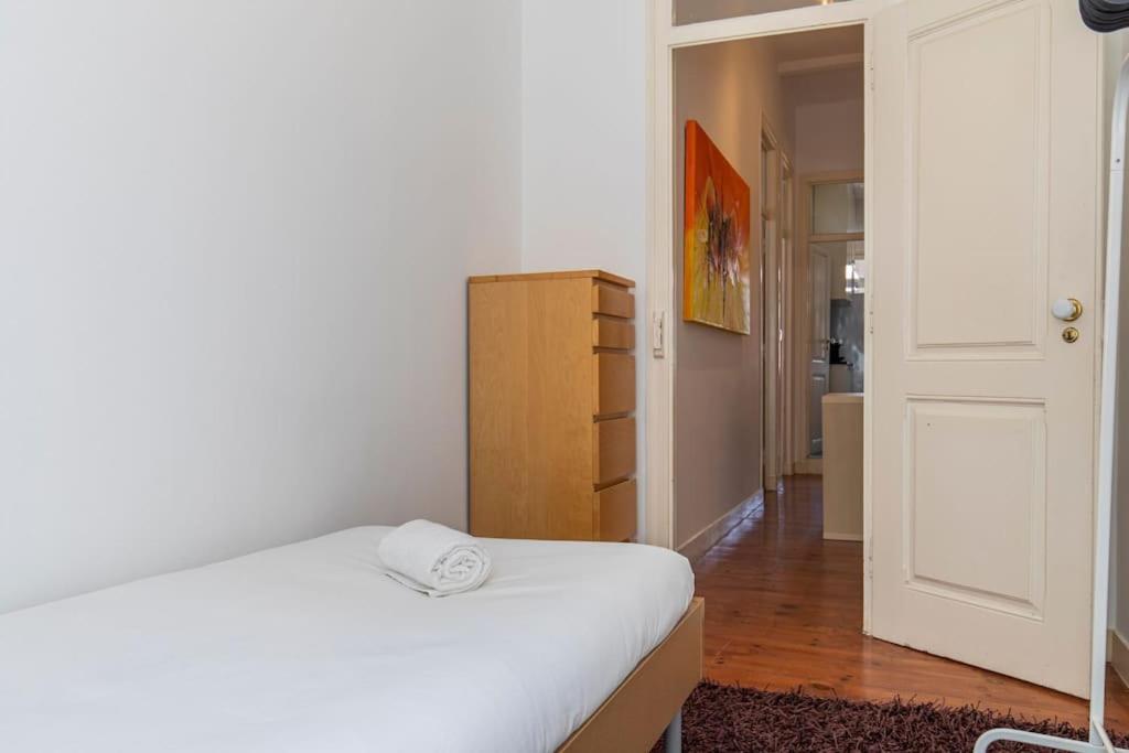 Apartamento Typical 2bdr Lisboa