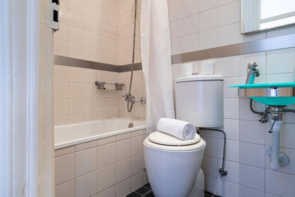 Apartamento Typical 2bdr Lisboa