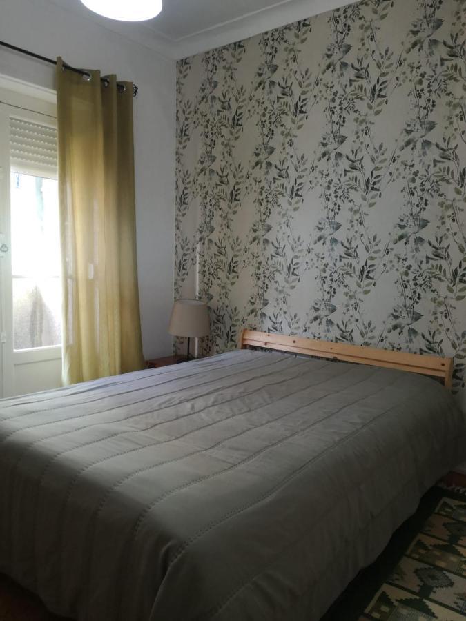 Young Quarto em Acomodações Particulares Lisboa