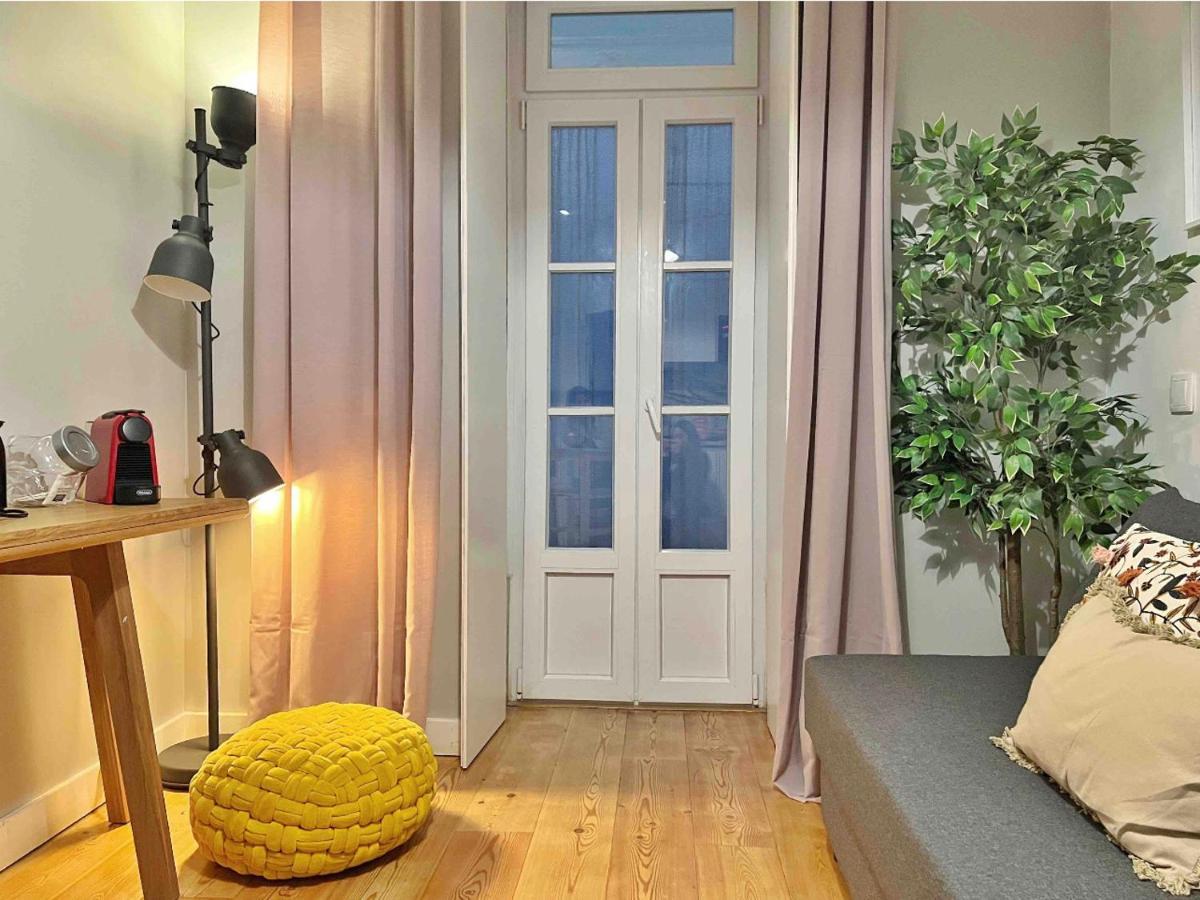 Apartamento Rosário 2 Lovely With Private Patio - By Homeful Lisboa